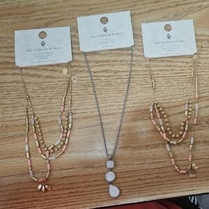 2 Pairs Gold And Pink Colored Necklaces And 1 Pair Silver And White